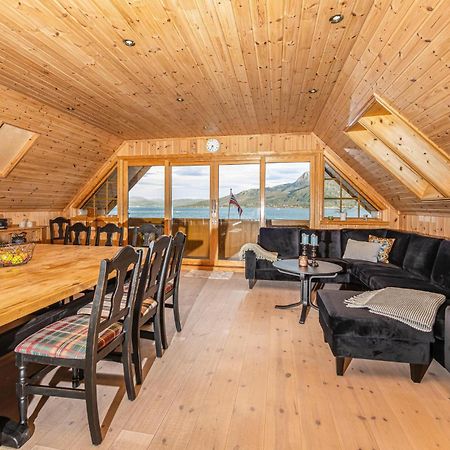 Awesome Home In Kvamsoy With Jacuzzi Sandvik  Bagian luar foto