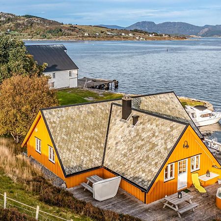 Awesome Home In Kvamsoy With Jacuzzi Sandvik  Bagian luar foto